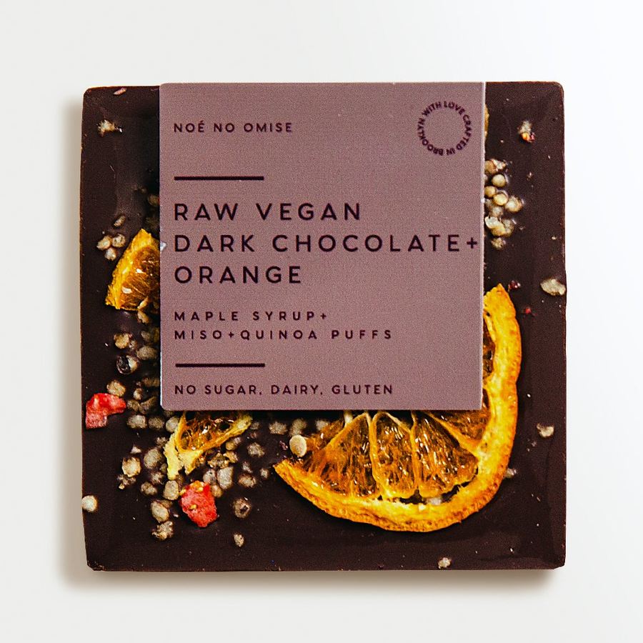 NOÉ NO OMISE Dark Chocolate + Orange bar with dried orange and quinoa puffs