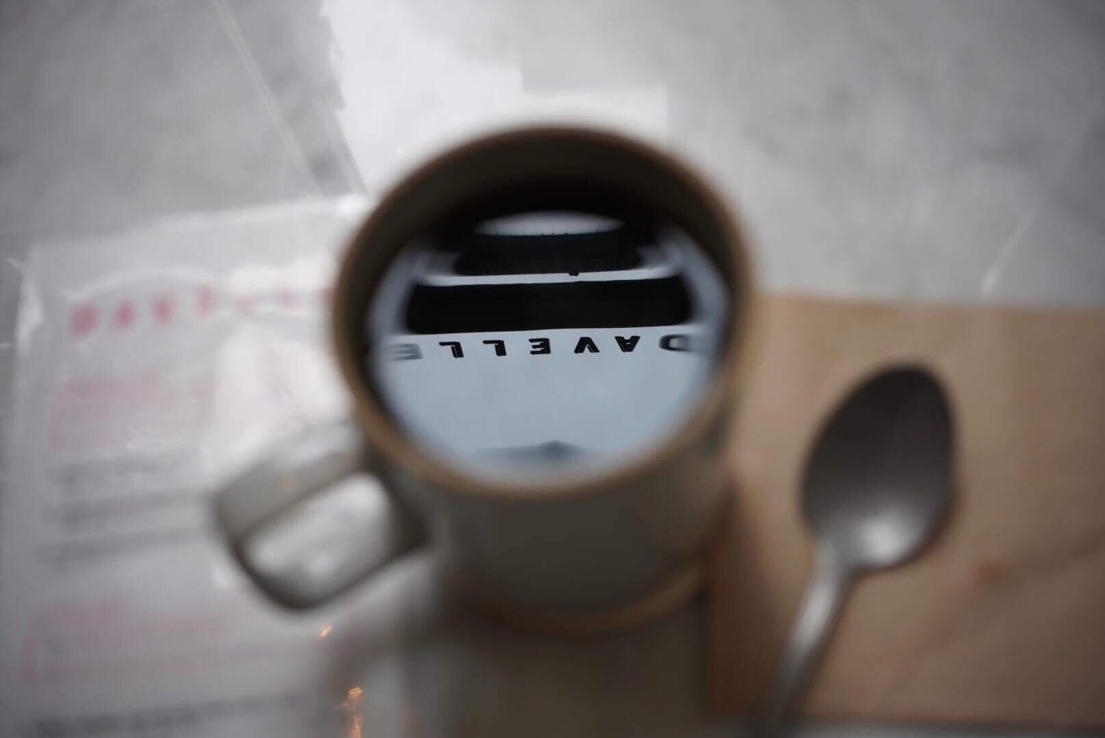 Drip coffee in a Davelle mug